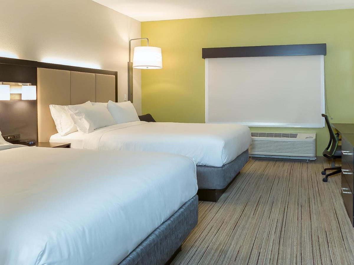 Holiday Inn Express & Suites - Tampa East - Ybor City, An Ihg Hotel Bagian luar foto